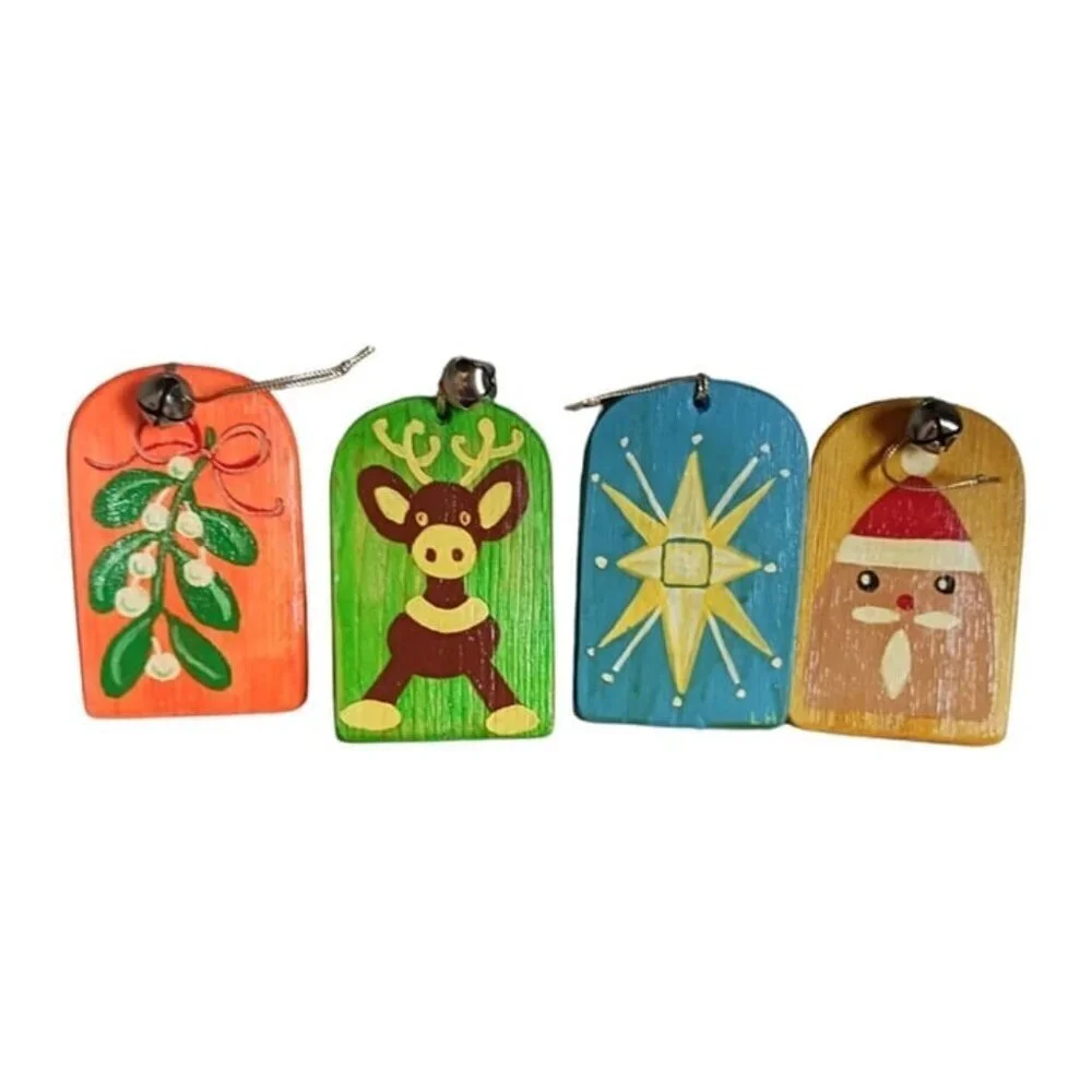 Set of 4 wooden christmas ornaments double sided